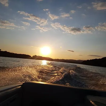 شقة Panorama Vendeghaz *